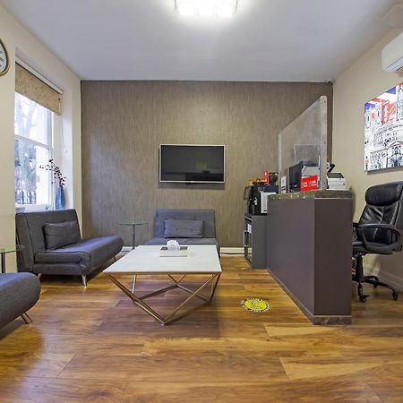 Oyo 24 Sussex, London Paddington Hotel Bagian luar foto