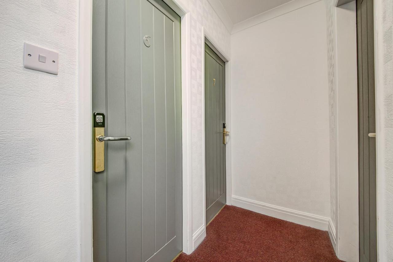 Oyo 24 Sussex, London Paddington Hotel Bagian luar foto