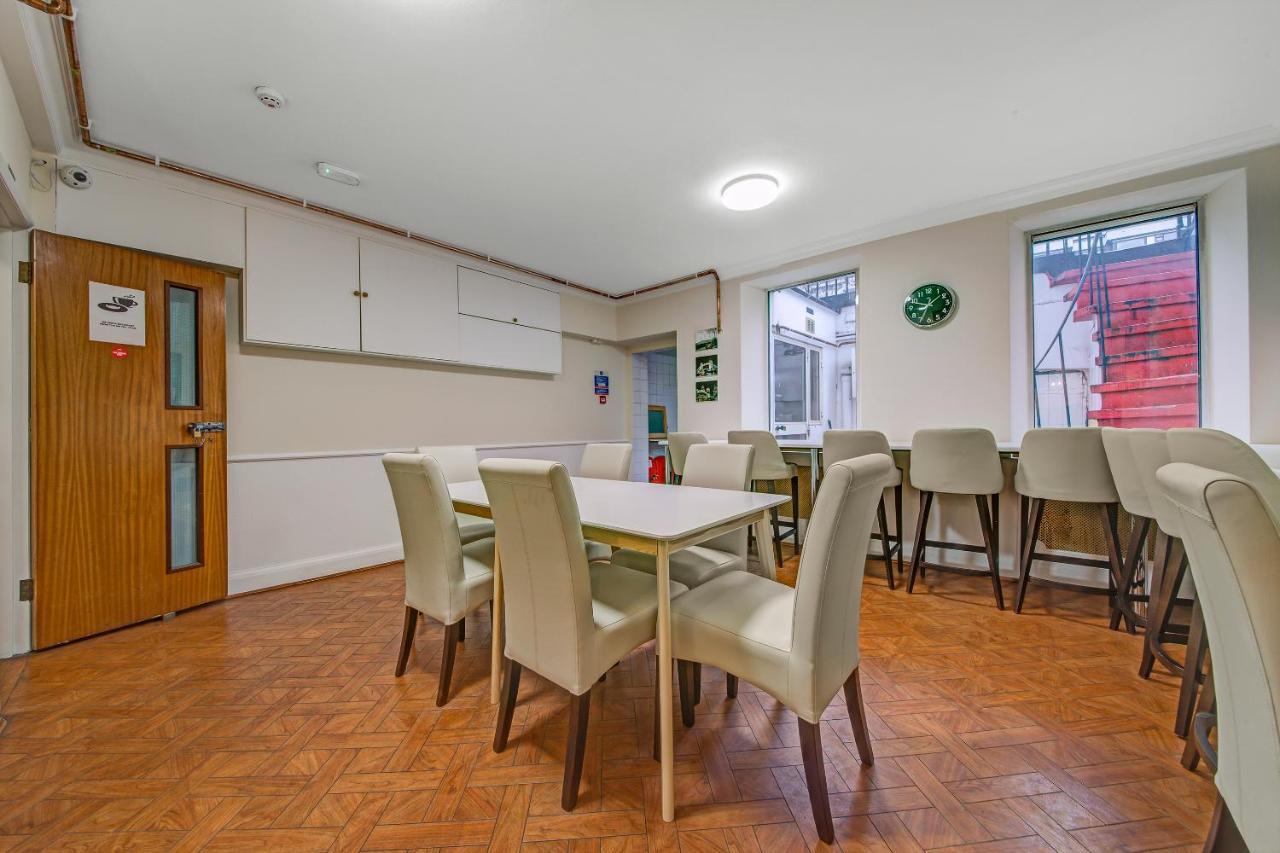 Oyo 24 Sussex, London Paddington Hotel Bagian luar foto